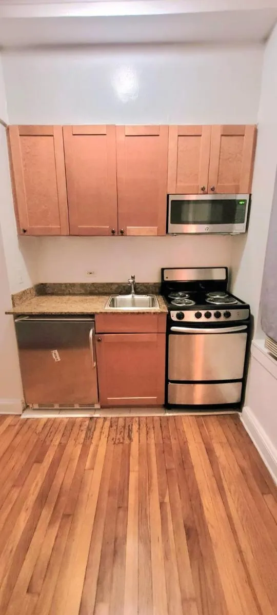 Manhattan Stylish Studio in the Upper East Side — 6