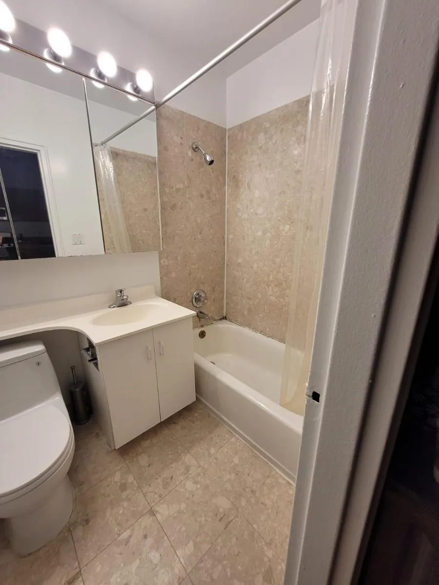 Manhattan Stylish Studio in the Upper East Side — 7