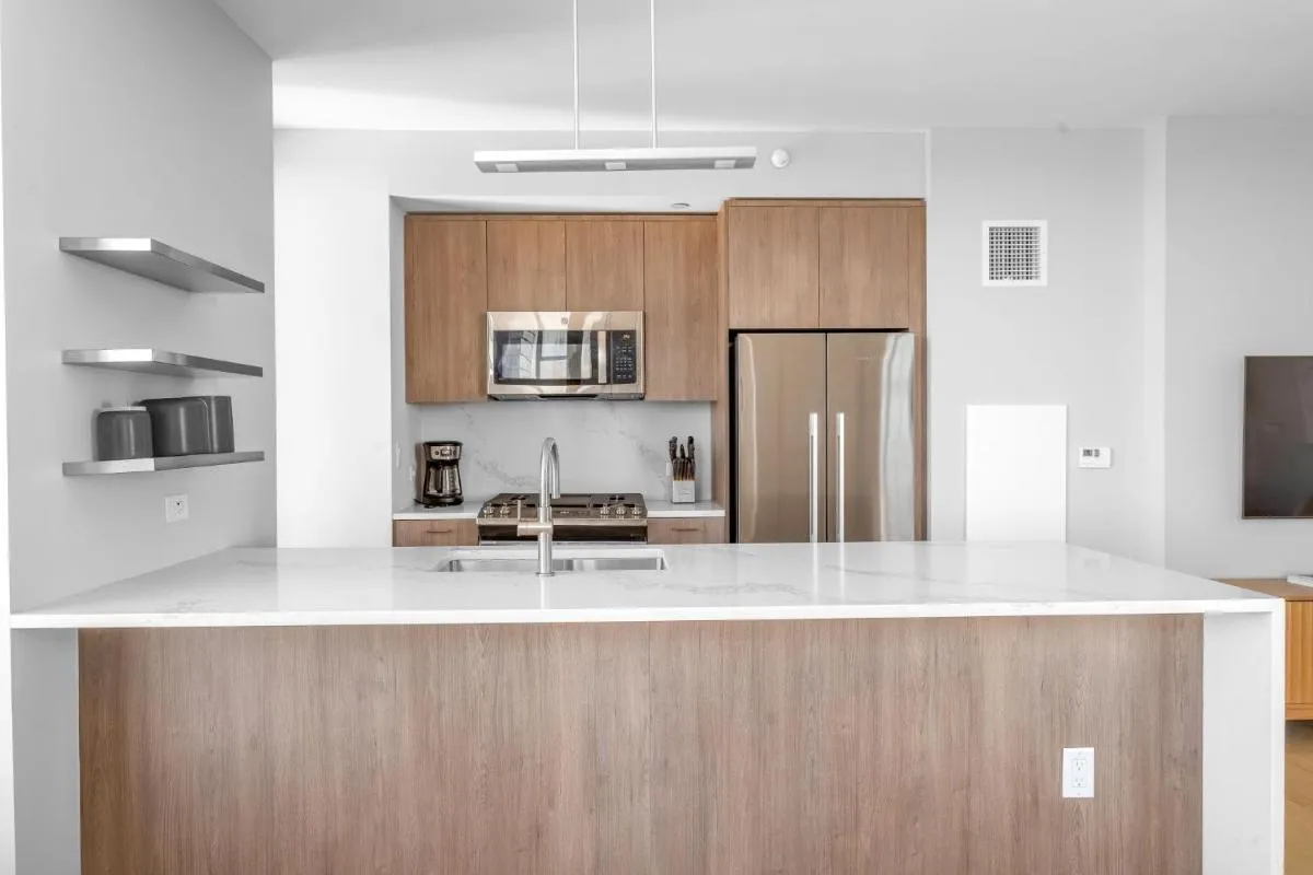 Modern Stylish 2BR 2BA Apartment in Hudson Yard — 6