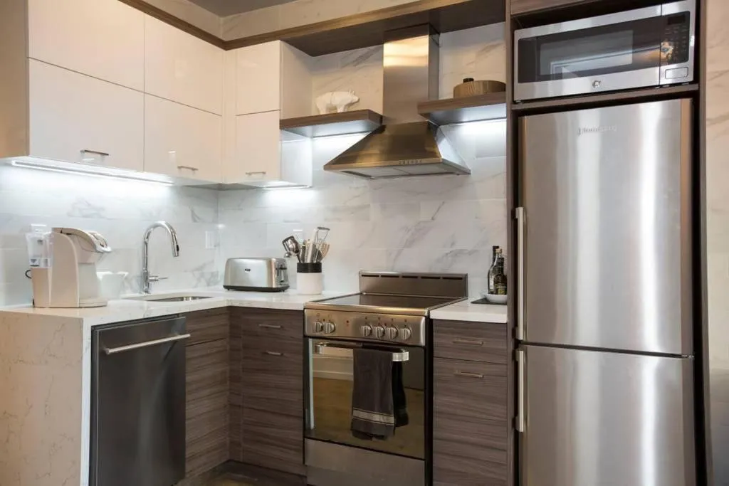 Park South Central 3 Bedroom with Private Terrace — 3