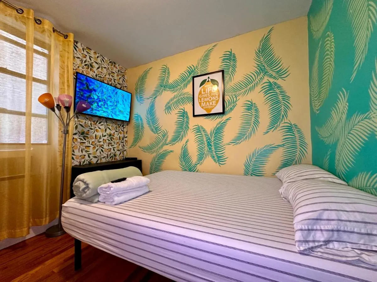 Lemon Vibes room — 3