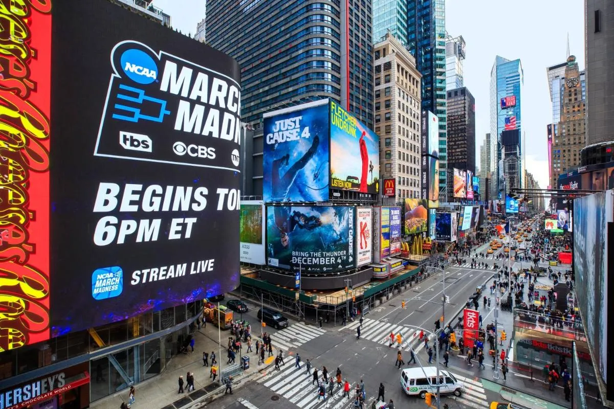 Renaissance New York Times Square by Marriott — 7