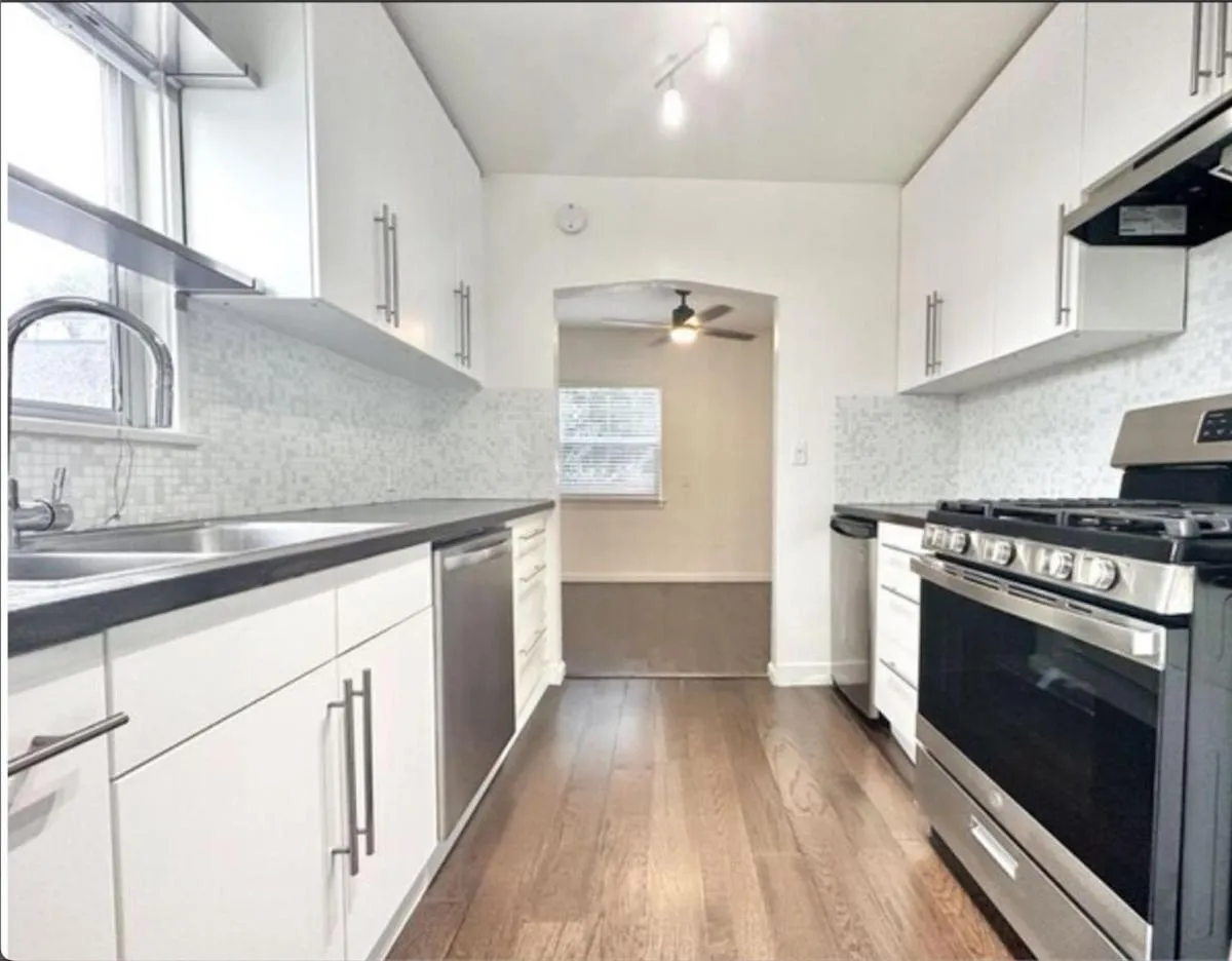 Two bedroom condo in Upper West Side — 3