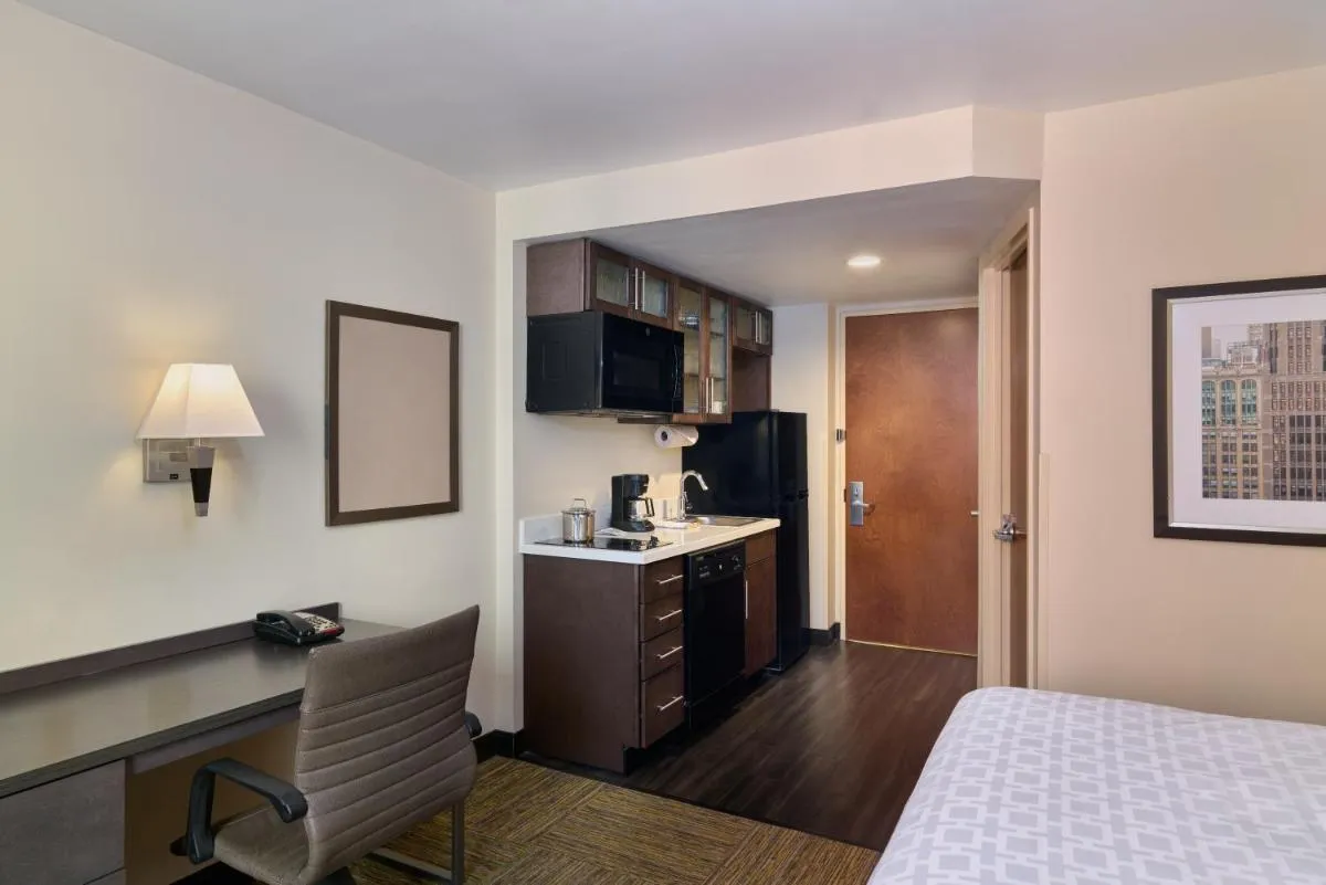 Candlewood Suites NYC -Times Square by IHG — 4