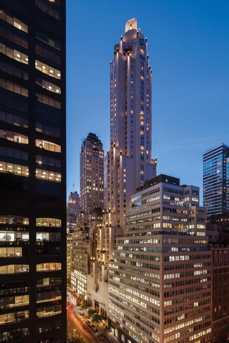 Four Seasons Hotel New York — 6