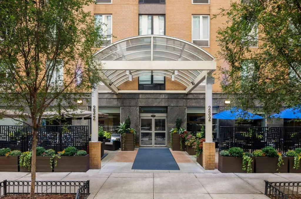 Holiday Inn Express NYC Chelsea – NoMad Area by IHG