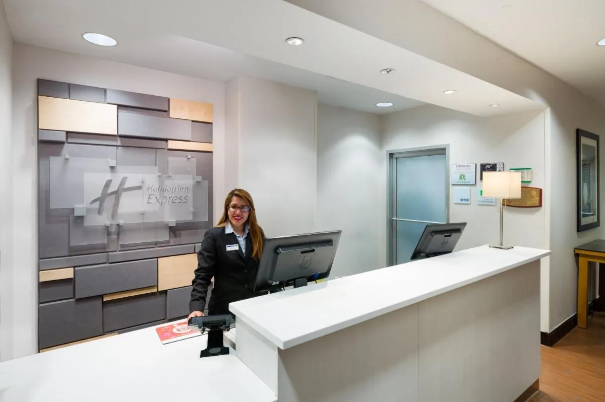 Holiday Inn Express – Times Square by IHG — 7