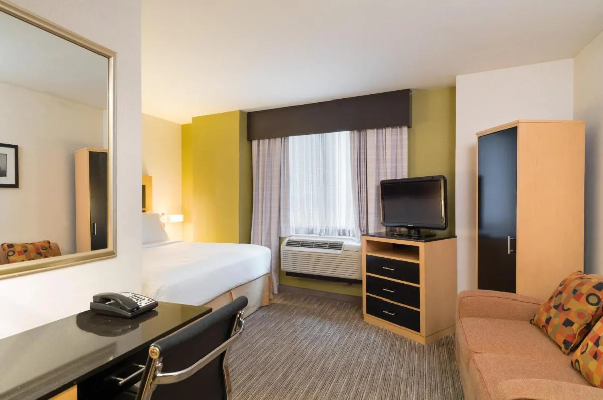 Holiday Inn Express – Wall Street by IHG — 5