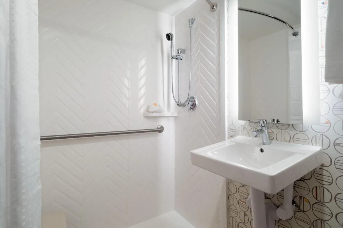 Holiday Inn New York City – Wall Street by IHG — 3
