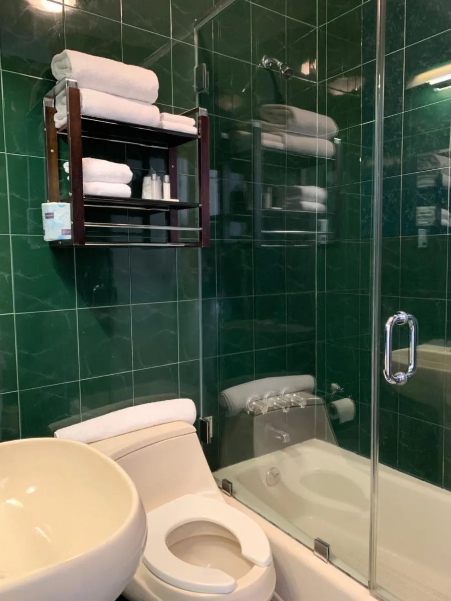 Midtown West Hotel — 7