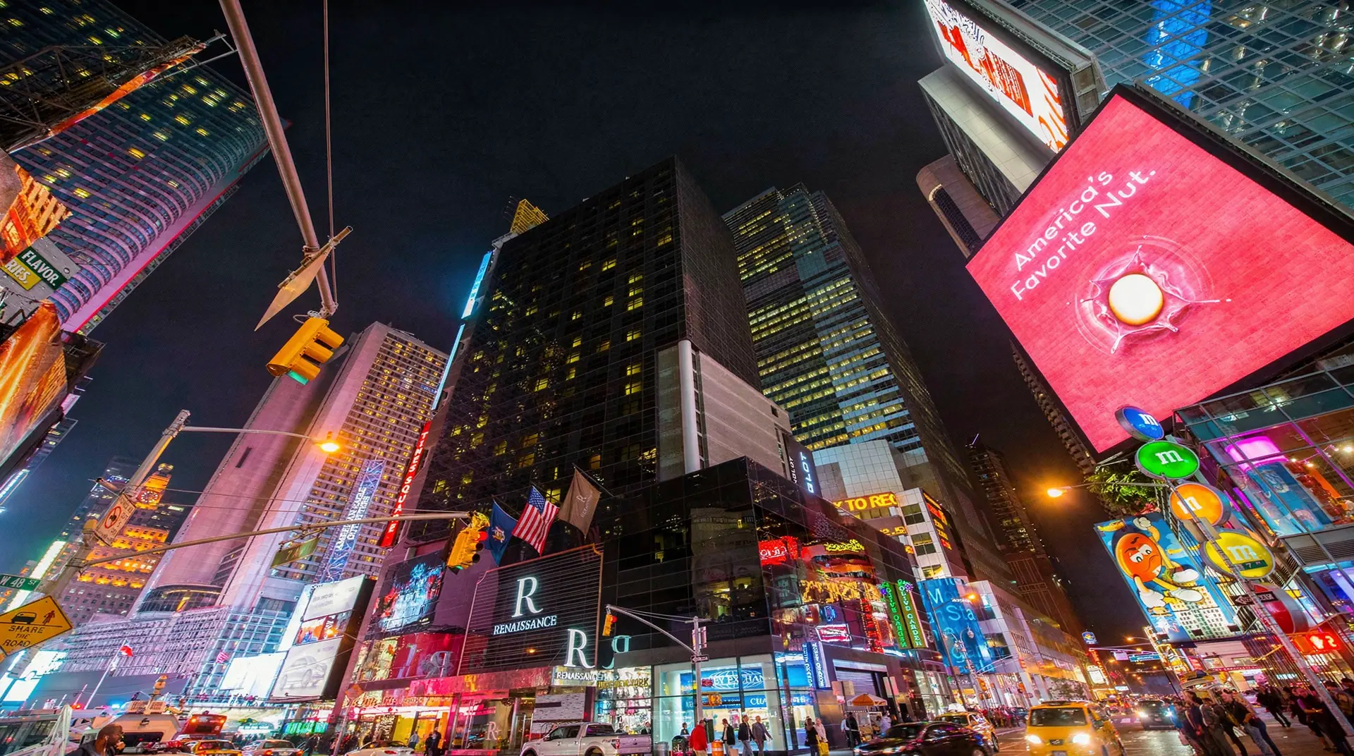New York luxury hotel exterior